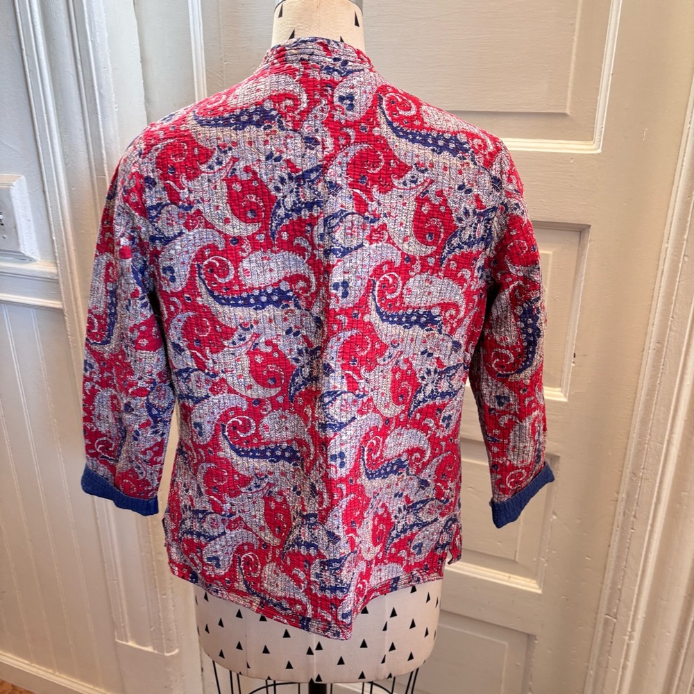Boho Cotton Quilted Jacket
India Block Print,
M
Hello Spring - Picture 5 of 11